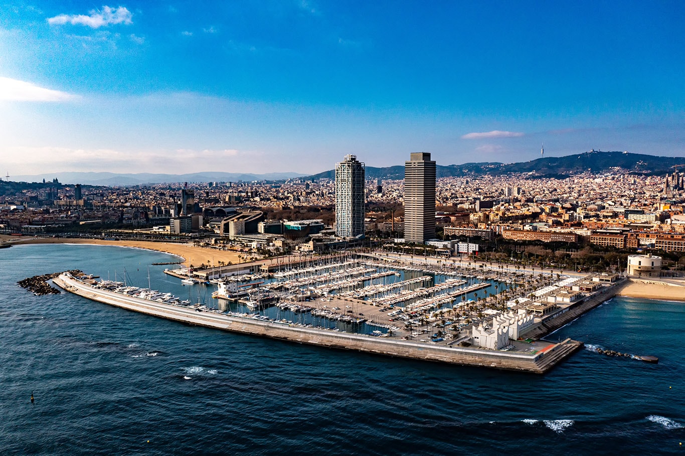 Costa Barcelona Port