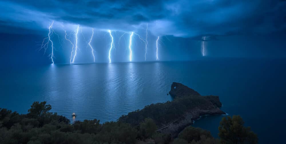 Medfoto 2023 Noche De Rayos En Sa Foradada C Marc Marco 1000x504